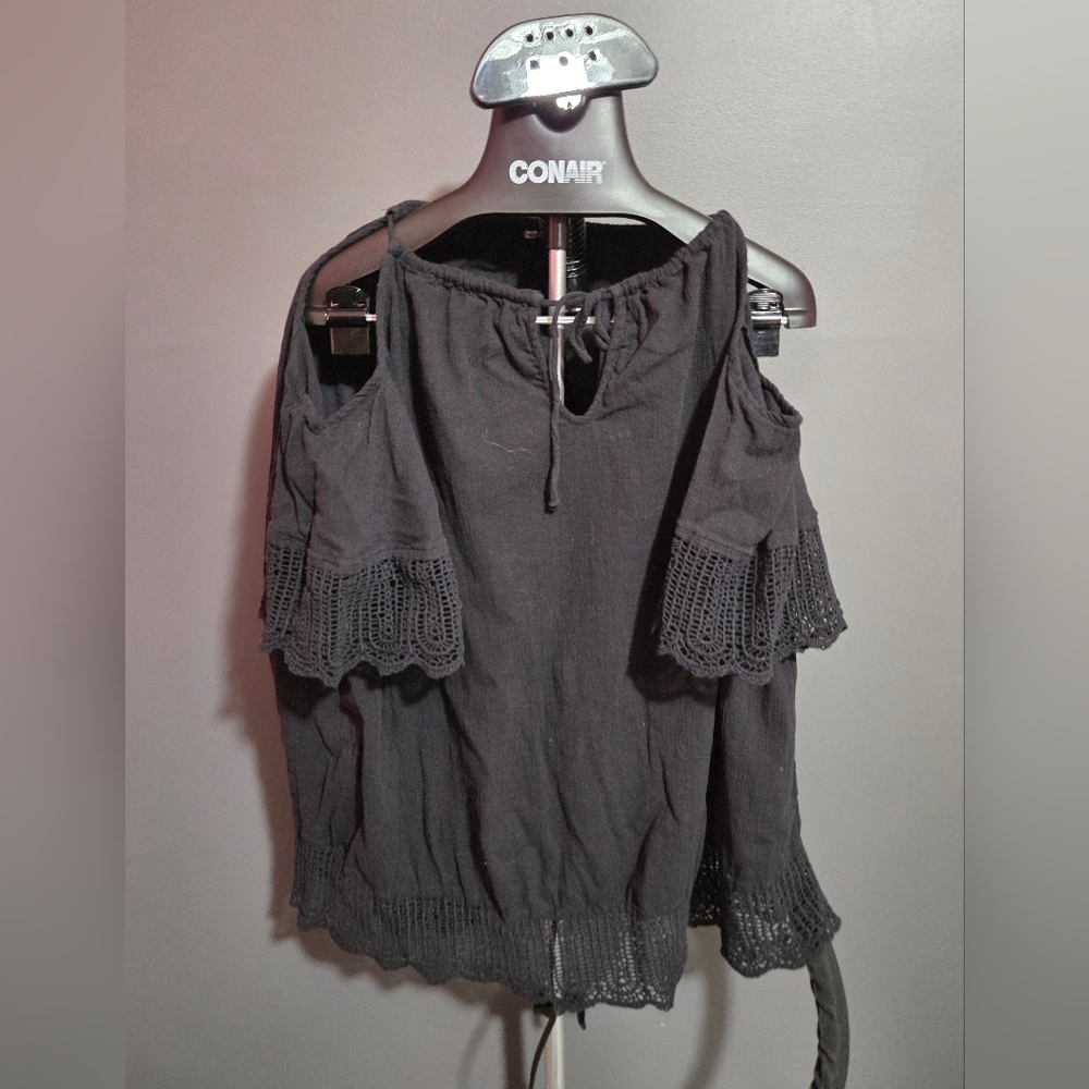 Elegant Black Cold Shoulder Bathing Suit cover Up